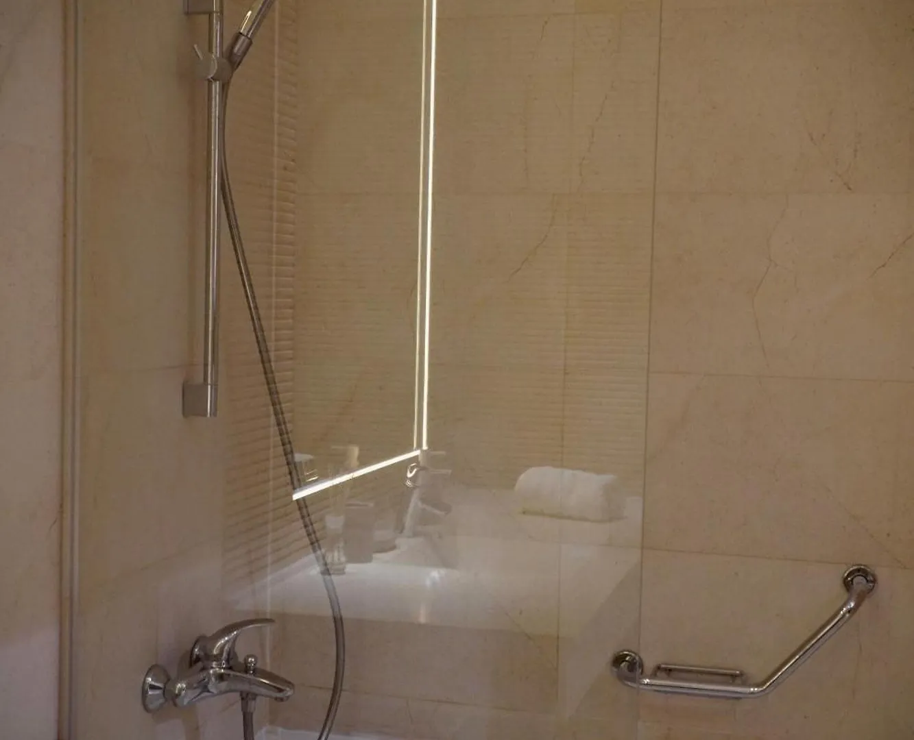 Ludovic Luxury Suite Bucharest